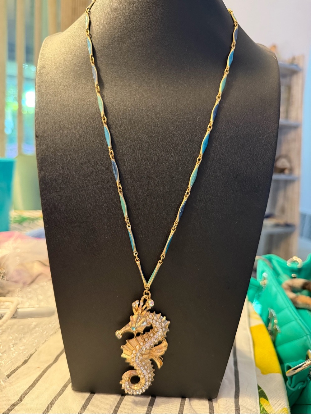 Gold tone Seahorse Rhinestone Pendant Necklace Enameled Chain 24”